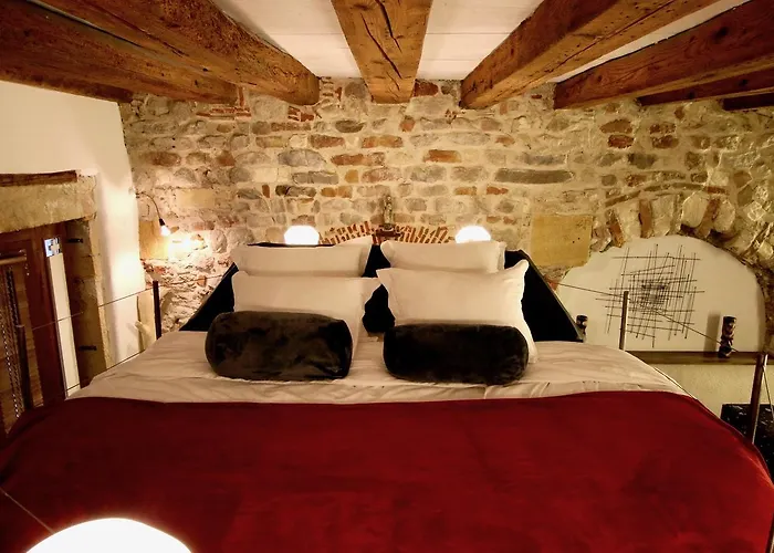 Le Clos De Sainte Croix